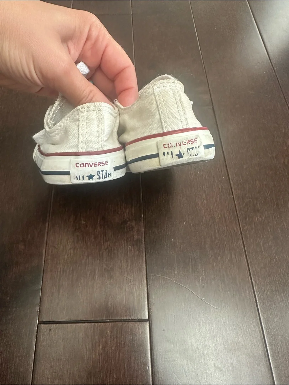 Converse classic low